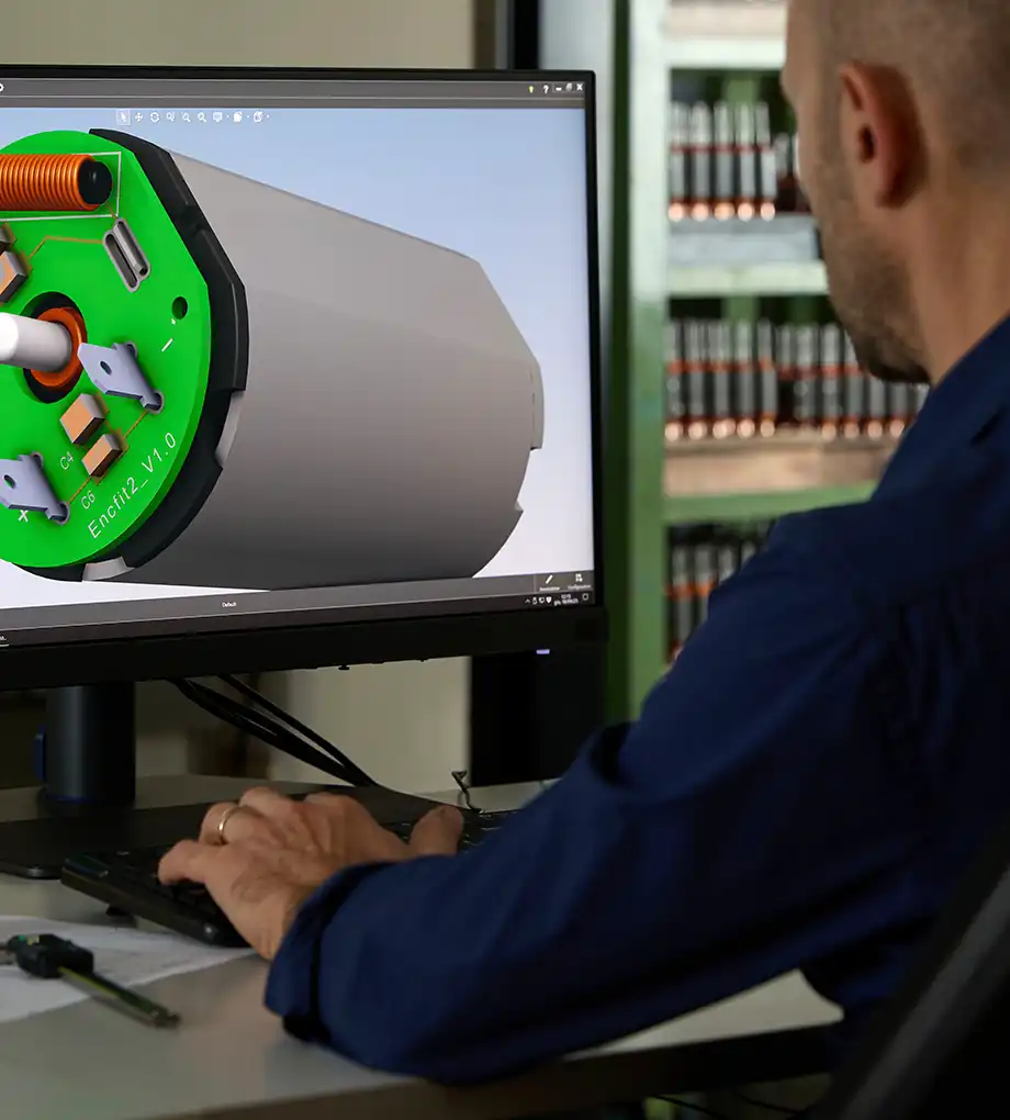 Progettazione di elettromotori a spazzole e brushless su misura - progetto a video